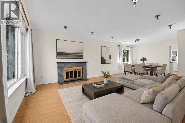 2216 E 41st Avenue, Vancouver, BC V5P1L6 Photo 3