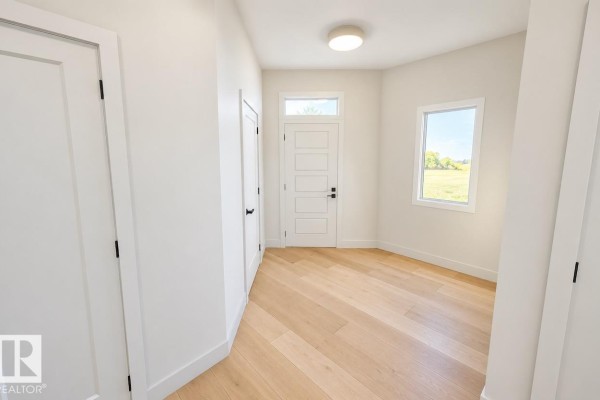 Bedroom 2 - 2219 Crossbill Li Nw, Edmonton, AB T5S0Y6 Photo 5