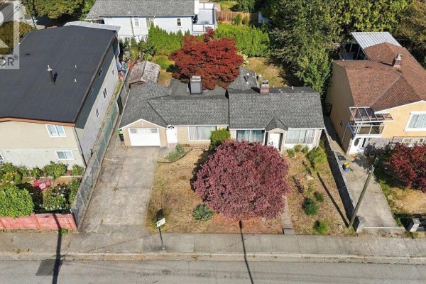 2219 E 25th Avenue, Vancouver, BC V5N2V7 Photo 2