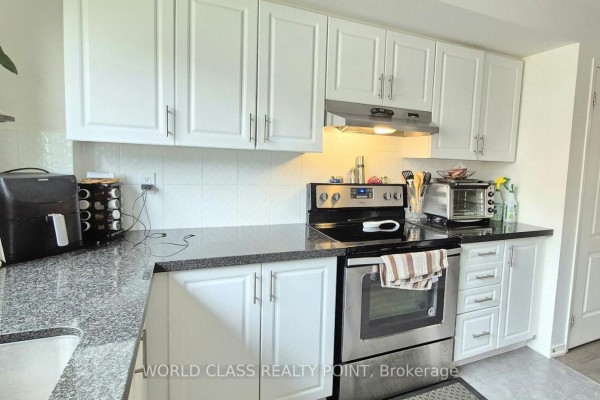 Kitchen - # 222 - 2458 Rosedrop Path, Oshawa, ON L1L0L2 Photo 2