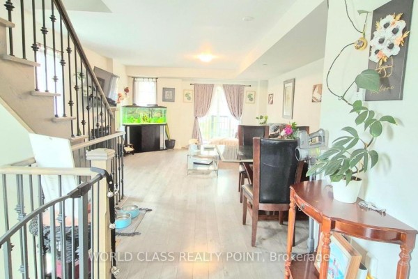 Primary Bedroom - # 222 - 2458 Rosedrop Path, Oshawa, ON L1L0L2 Photo 3