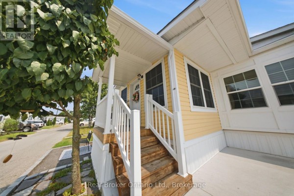 Kitchen - 222 - 3033 Townline Road, Fort Erie, ON L0S1S1 Photo 4