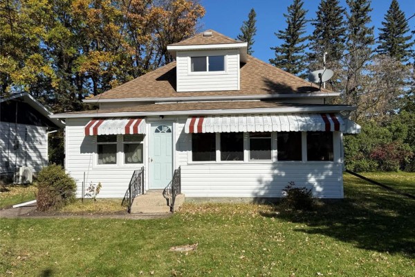 222 1st Avenue, Mccreary