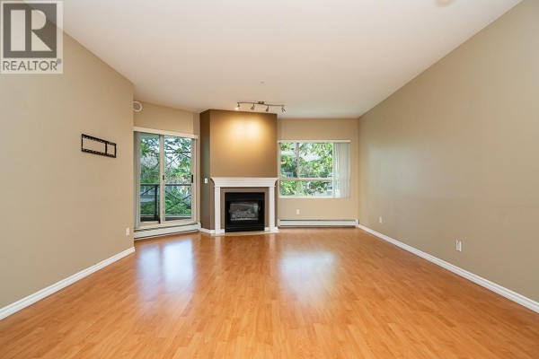 222 2109 Rowland Street, Port Coquitlam, BC V3C6J4 Photo 4