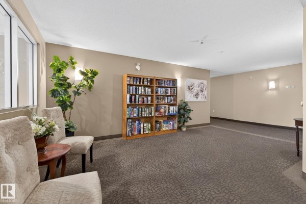 Primary Bedroom - #222 400 Palisades Wy, Sherwood Park, AB T8H0H4 Photo 4