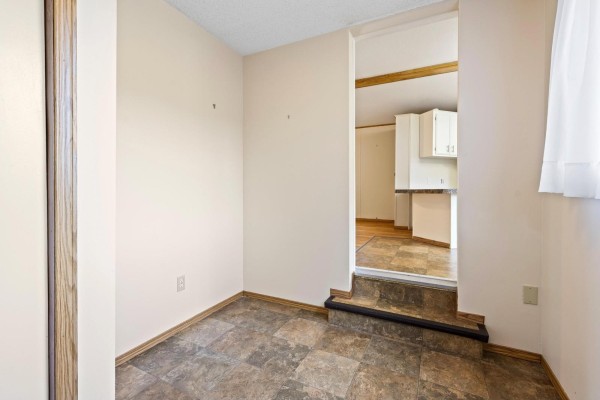 Primary Bedroom - 222 45835 Sleepy Hollow Road, Cultus Lake East, Cultus Lake, BC V2R5A9 Photo 5