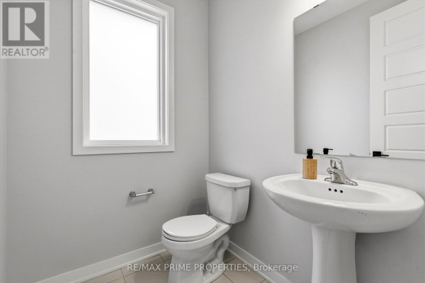 Primary Bedroom - 222 Douglas Hardie Street, North Grenville, ON K0G1J0 Photo 4