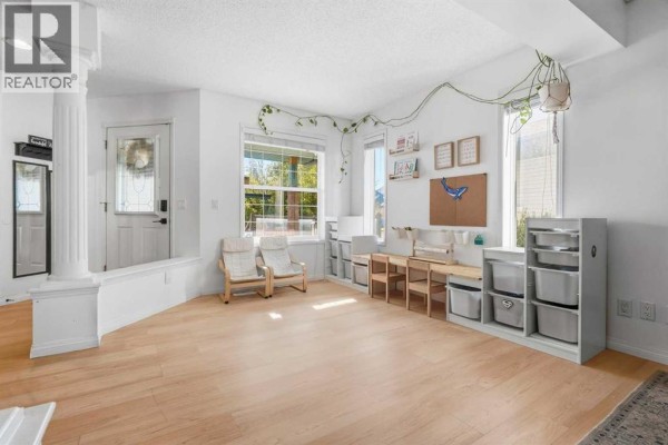 Family room - 222 Douglas Ridge Circle Se, Calgary, AB T2Z3C4 Photo 4