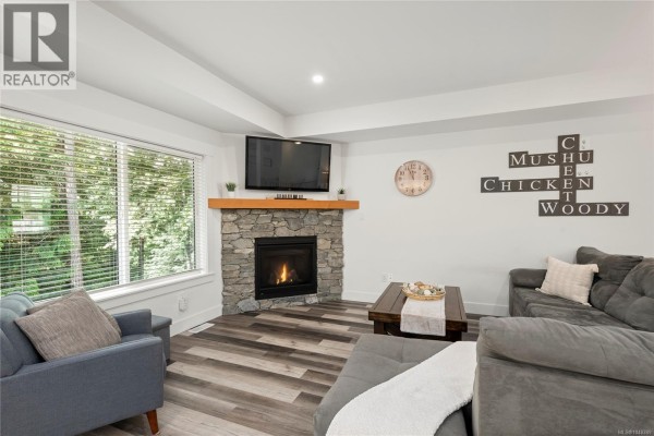 222 Golden Oaks Cres, Nanaimo, BC, photo 3