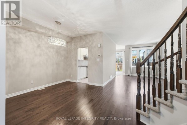 Family room - 222 Maxwell Bridge Road, Ottawa, ON K2W0B7 Photo 5