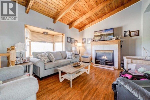 4pc Bathroom - 222 Mcewan Street, Granum, AB T0L1A0 Photo 5