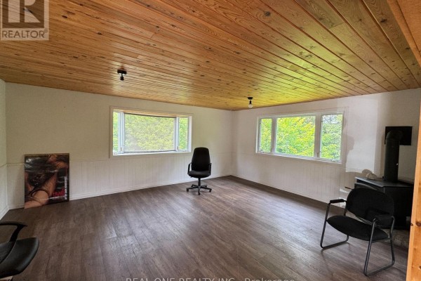222 Ontario Street, Burk S Falls, ON P0A1C0 Photo 3