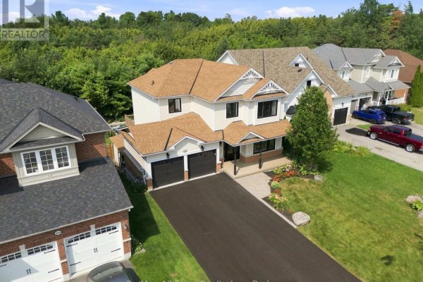 Mud room - 222 Roseborough Court, Scugog, ON L9L2E6 Photo 2