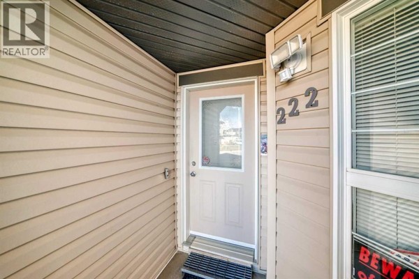 Office - 222 Saddlehorn Close Ne, Calgary, AB T3J5C5 Photo 3
