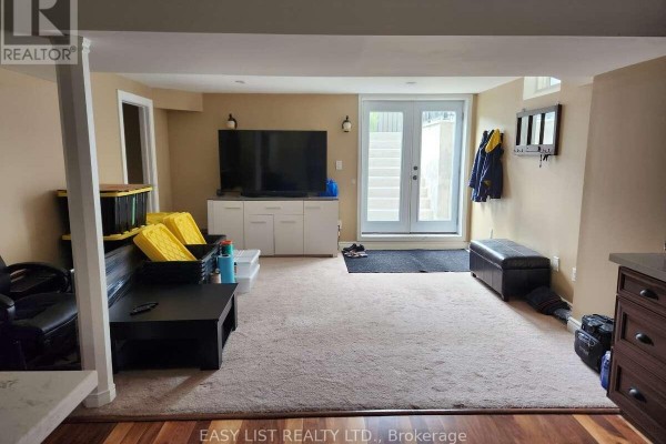 222 Sprucewood Crescent, Clarington, ON L1C5H3 Photo 5