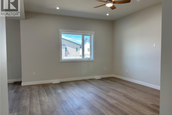 2pc Bathroom - 222 Veterans Drive, Warman, SK S0K4S4 Photo 5