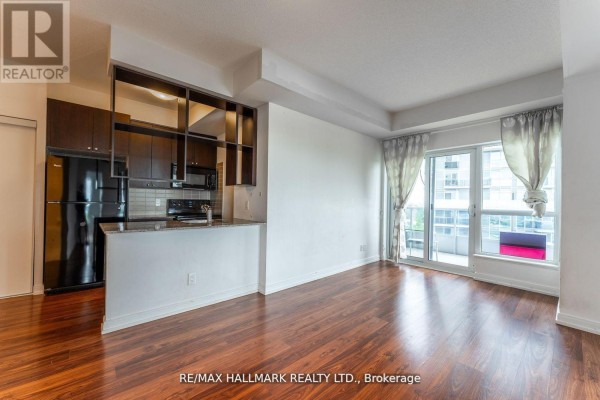 2220 - 181 Village Green Square, Toronto, ON, photo 2