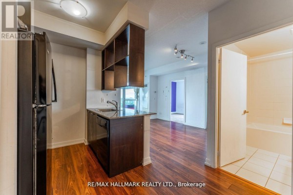 2220 - 181 Village Green Square, Toronto, ON, photo 3