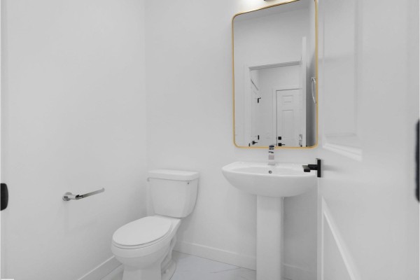 Bedroom 2 - 2220 Crossbill Li Nw, Edmonton, AB T5S0Y6 Photo 5
