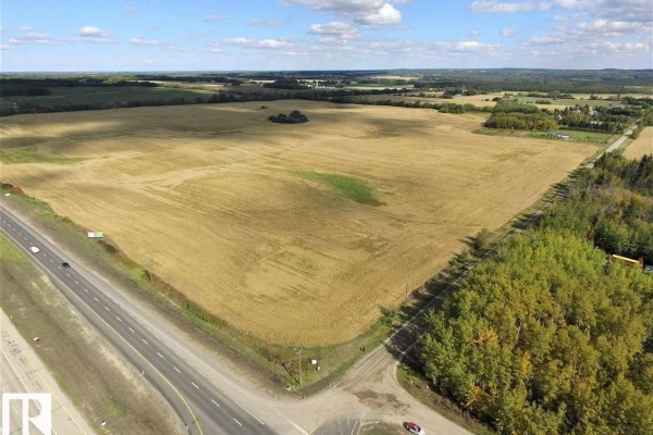 2220 Twp Rd 534, Rural Lac Ste  Anne County, AB T0E1V0 Photo 2
