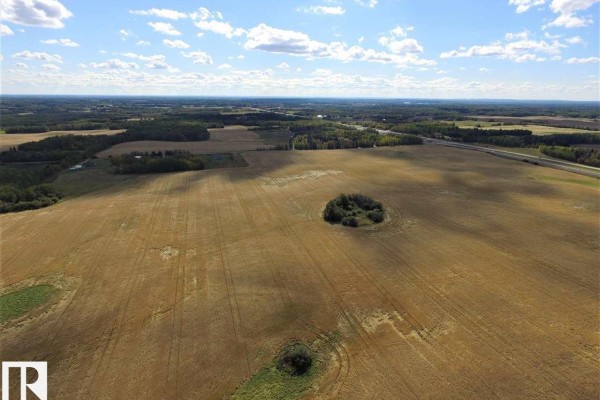 2220 Twp Rd 534, Rural Lac Ste  Anne County, AB T0E1V0 Photo 4