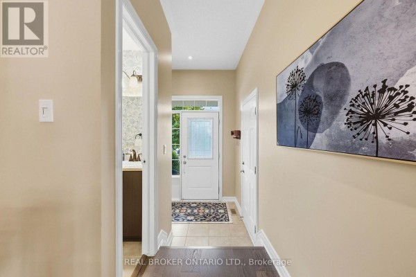 2221 Angelica Avenue, Ottawa, ON, photo 2