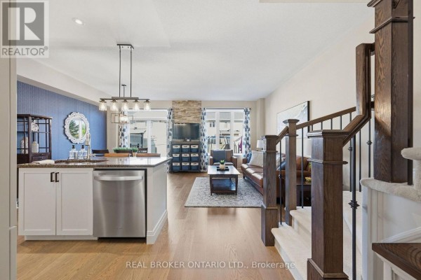 2221 Angelica Avenue, Ottawa, ON, photo 3