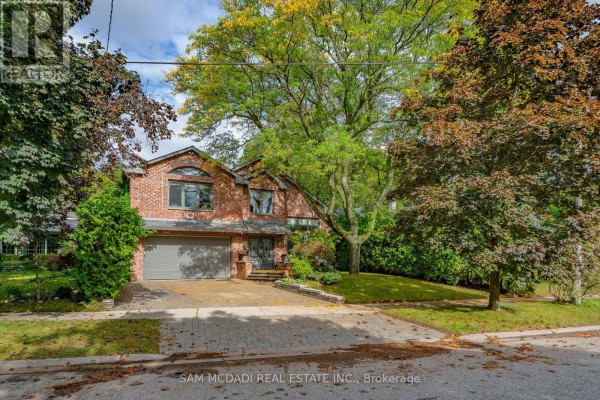 2221 Greenhurst Avenue, Mississauga