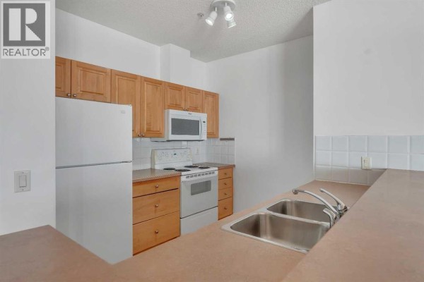 Primary Bedroom - 2222, 1010 Arbour Lake Road Nw, Calgary, AB T3G4Y8 Photo 5