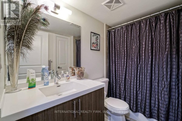 2222 - 2 Eva Road, Toronto, ON M9C0A9 Photo 4