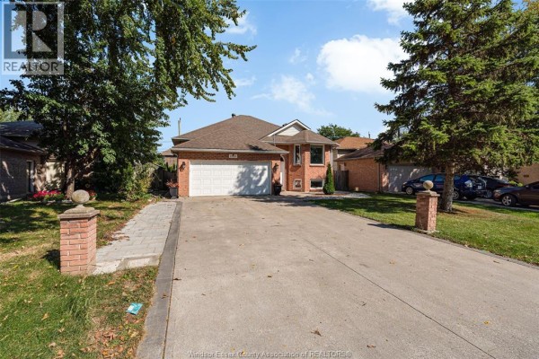 2222 Longfellow Avenue, Windsor, ON N9B3J8 Photo 4