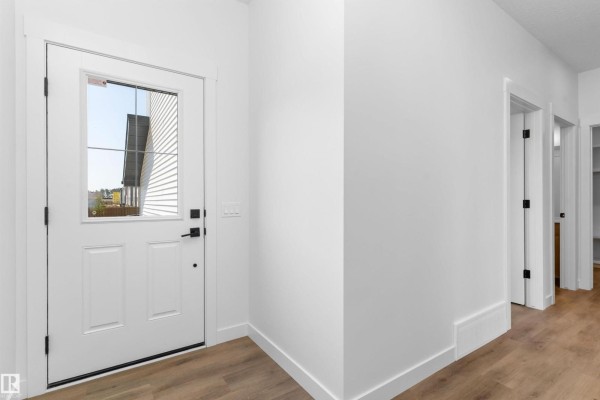 2224 5 Av Nw, Edmonton, AB, photo 3