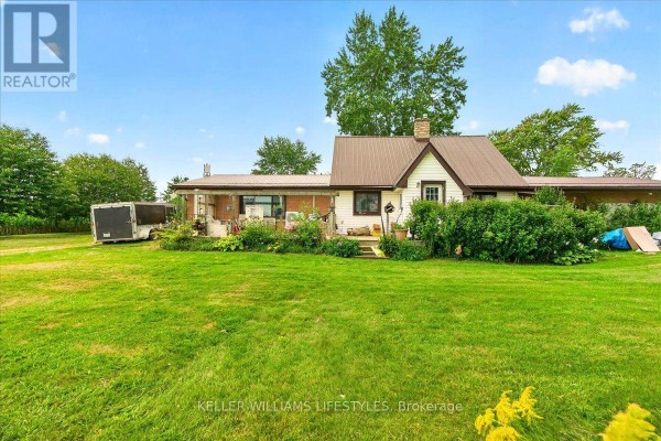 22257 Pratt Siding Road W, Southwest Middlesex, ON N0L1M0 Photo 3