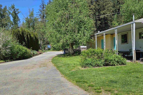2226 Lougheed Highway, Mt Woodside, Agassiz, BC V0M1A1 Photo 5