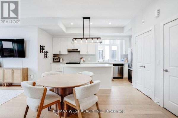 Kitchen - 223 - 9560 Islington Avenue, Vaughan, ON L4L1A7 Photo 5