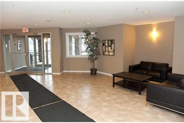 #223 5951 165 Av Nw, Edmonton, AB T5Y0J6 Photo 3