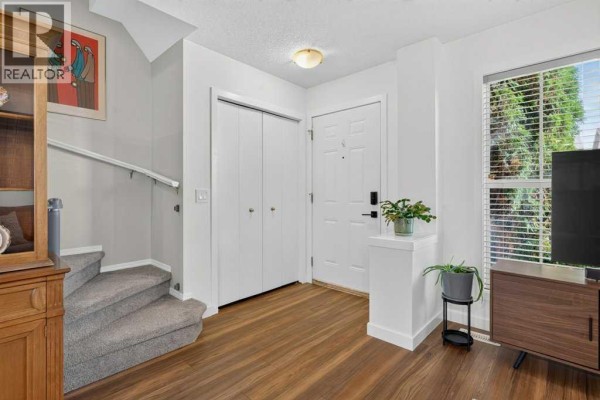 3pc Bathroom - 223 Elgin Point Se, Calgary, AB T2Z4Z8 Photo 4