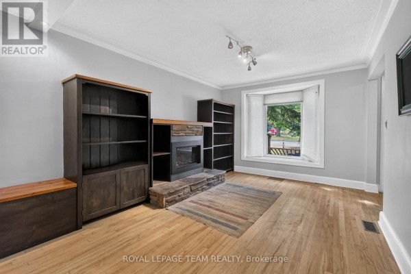 Partial bathroom - 223 Mcgillivray Street, Ottawa, ON K1S1L1 Photo 5