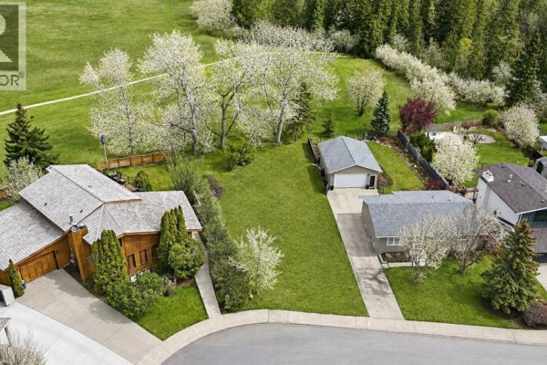 223 Piper Drive, Red Deer, AB, photo 2