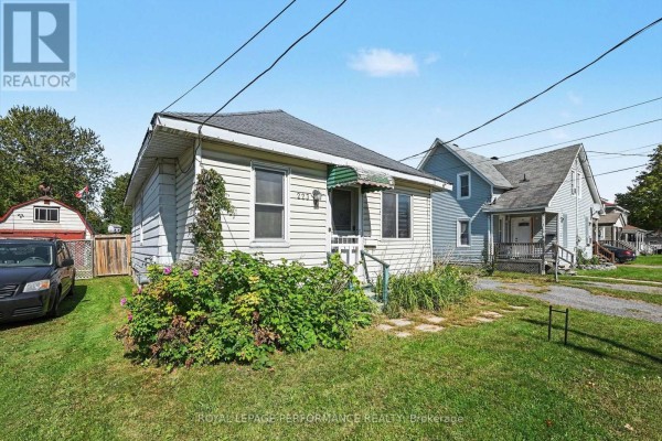Kitchen - 223 Sixth Street W, Cornwall, ON K6J2W8 Photo 4