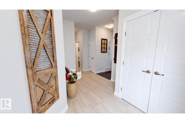 Kitchen - 22308 82 Av Nw, Edmonton, AB T5T7A3 Photo 3