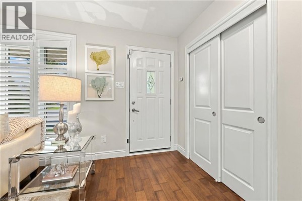 4pc Bathroom - 2231 Urwin Crescent, Oakville, ON L6L2T3 Photo 3
