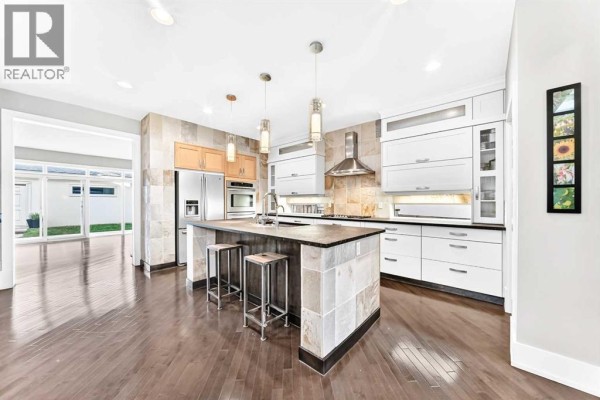 Den - 2233 26 Street Sw, Calgary, AB T3E2A4 Photo 4