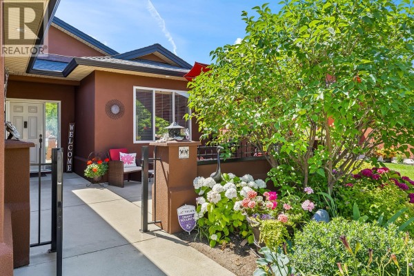 2234 Terrero Place, West Kelowna, BC, photo 2