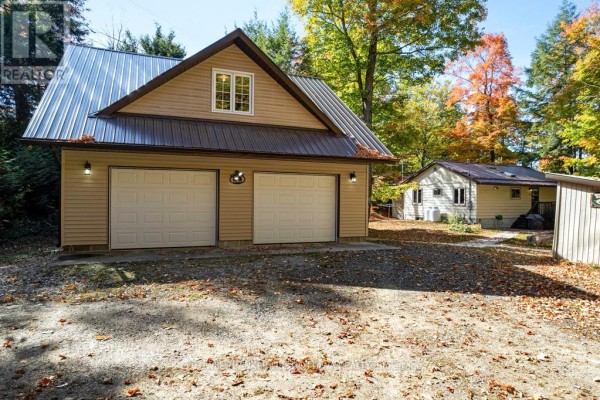 Family room - 2234a Grindstone Lake Road, Frontenac, ON K0H2M0 Photo 4