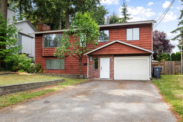 2235 152a Street, Surrey, BC V4A4P9 Photo 3