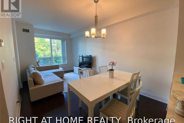 224 - 21 Clairtrell Road, Toronto, ON, photo 2
