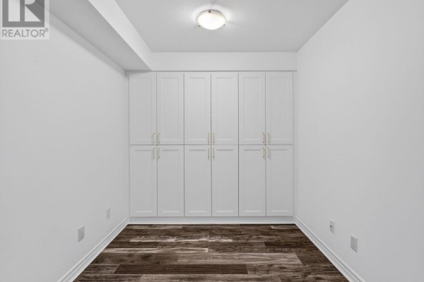 224 - 35 Saranac Boulevard, Toronto, ON, photo 3