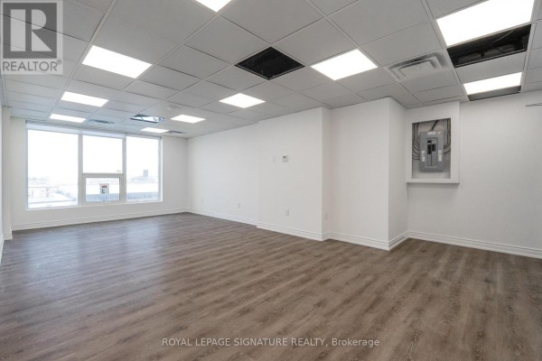 224 - 600 Dixon Road, Toronto, ON M9W1J1 Photo 4