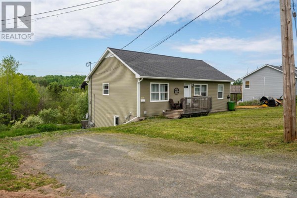 224-238 Gabriel Road, Falmouth, NS B0N2T0 Photo 4